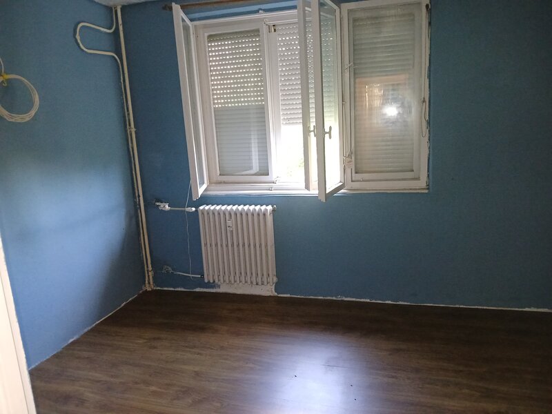 Drumul Taberei, Piata Valea Ialomitei,