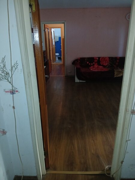 Drumul Taberei, Piata Valea Ialomitei,